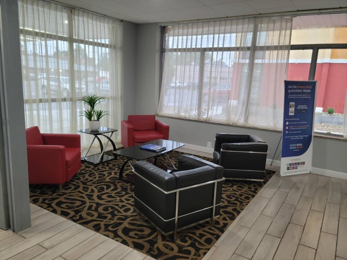 Quality Inn Terre Haute University Area מראה חיצוני תמונה