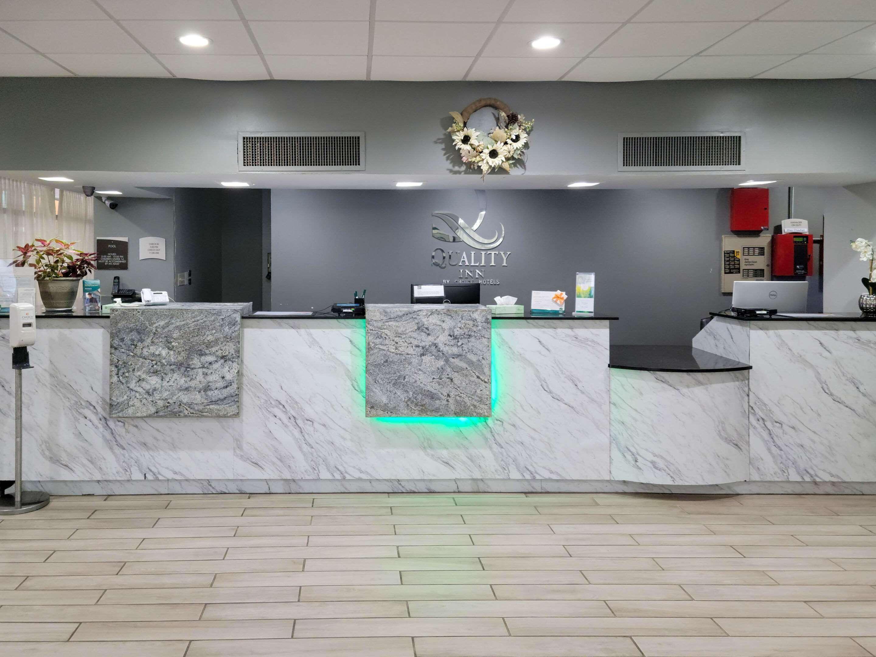 Quality Inn Terre Haute University Area מראה חיצוני תמונה