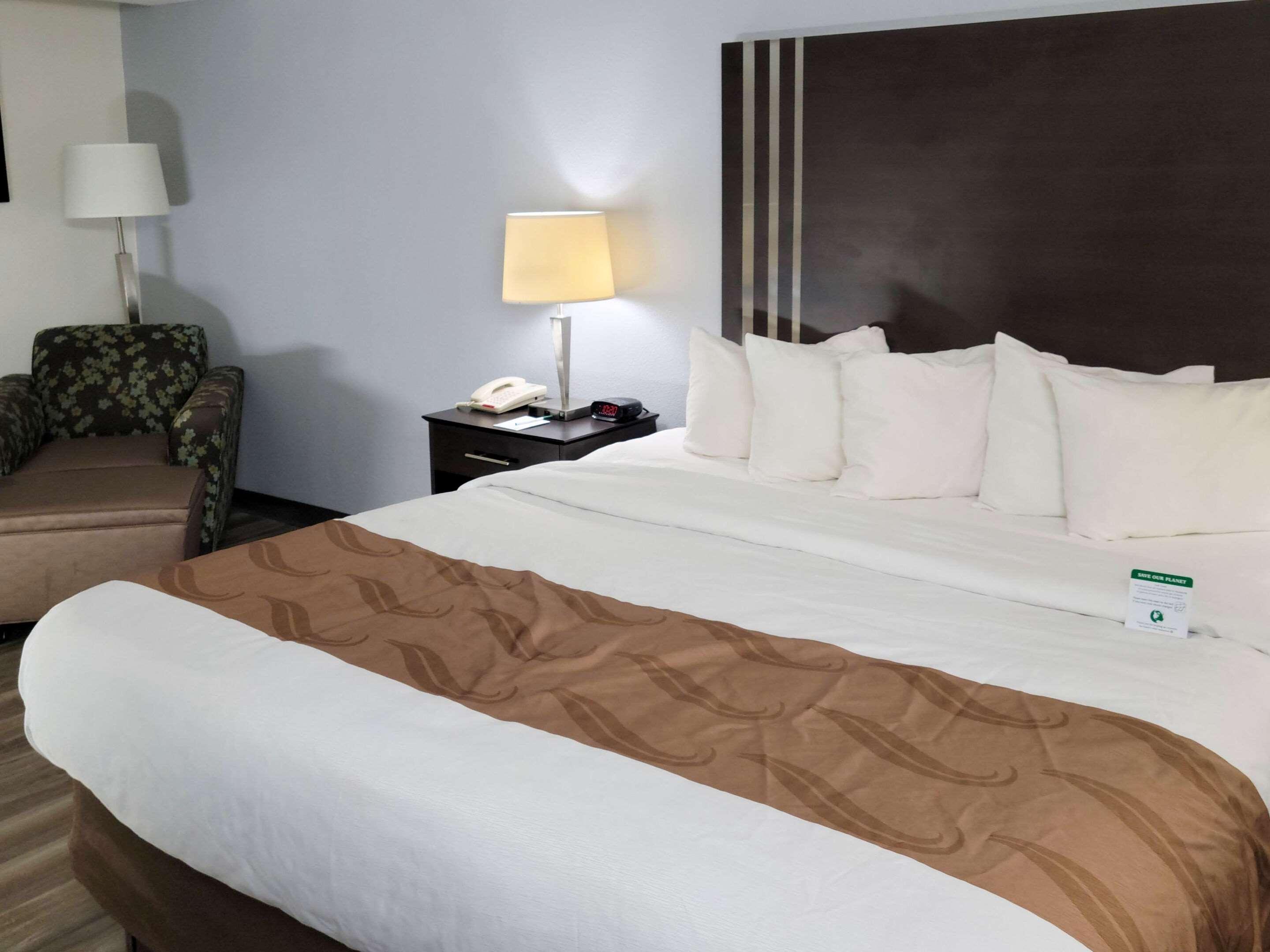 Quality Inn Terre Haute University Area מראה חיצוני תמונה